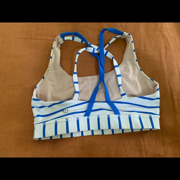 Lululemon size 4 sports bra. - Picture 2 of 2